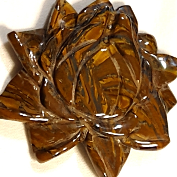 *ACTUAL SIZE PICTURES 2-3/* LOTUS YELLOW TIGER EYE./ LOWEST_ PRICE AVAILABLE! - Picture 3 of 5